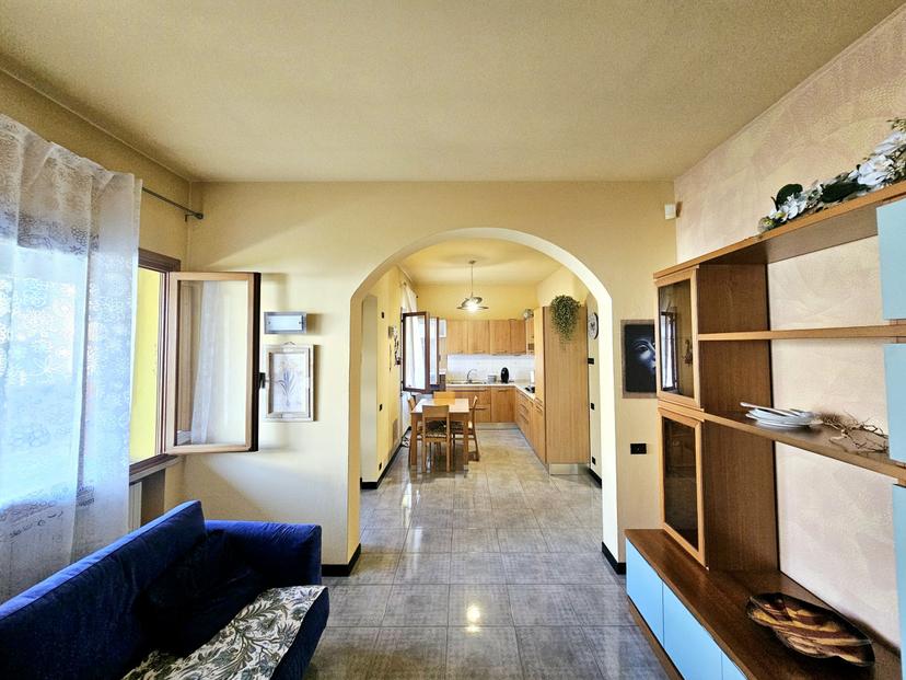 Casa indipendente in Via Precettole, Urbana — foto 2 di 5
