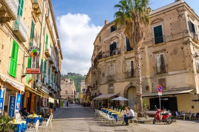 Appartamento in Centro Storico Snc, Tropea
