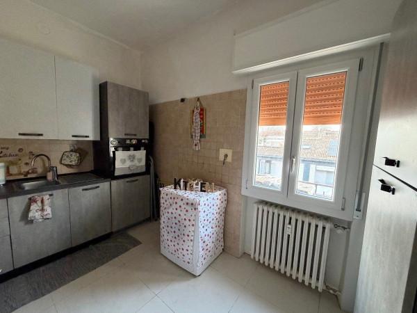 Trilocale in Via Martiri della Bettola, Reggio nell'Emilia — foto 2 di 5