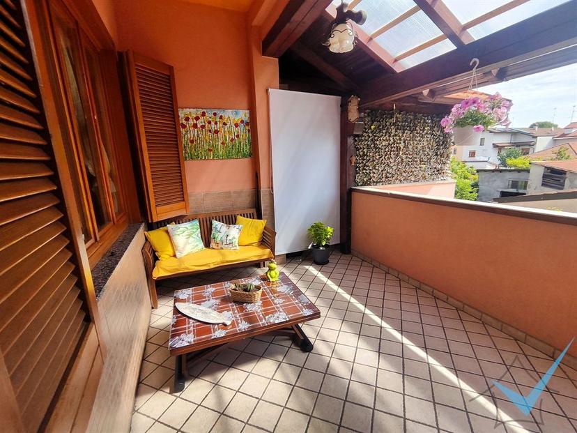 Trilocale in Via Pasteur 5, Limbiate