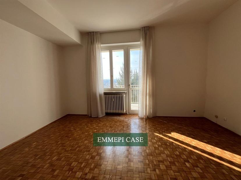 Trilocale, Mondovì