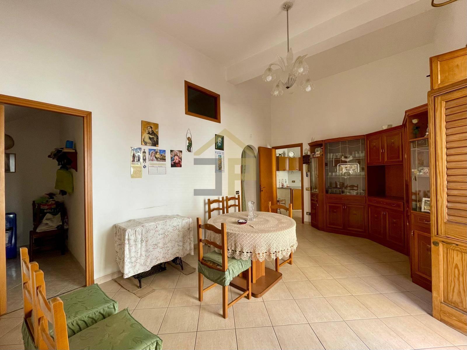 Casa indipendente in Via Cascio, Castellammare del Golfo