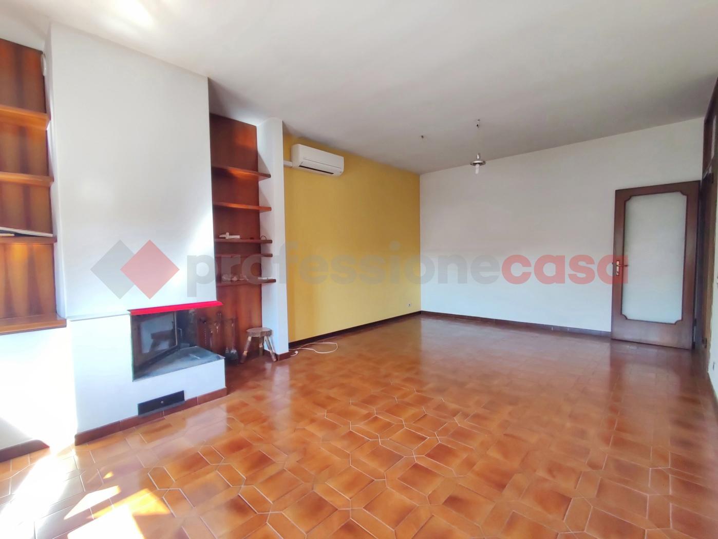 Casa indipendente in Via Ferrara 1, Carpi