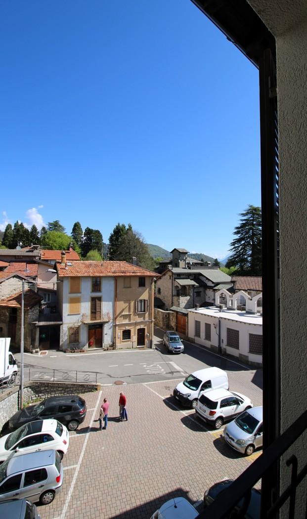 Trilocale in Via Chioso  10, Alta Valle Intelvi — foto 2 di 5