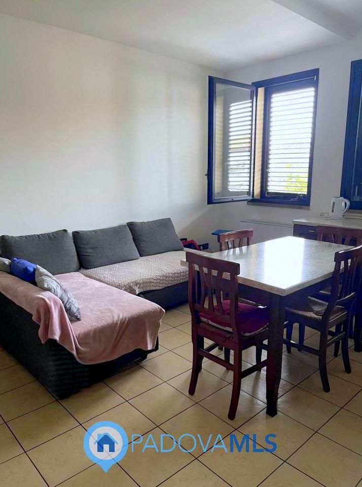 Bilocale in Viale Stazione 38, Montegrotto Terme