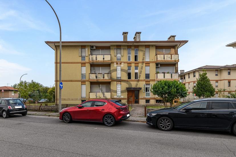 Trilocale in Via Romagna, 9, Bassano del Grappa — foto 2 di 5