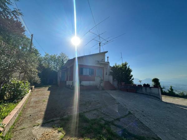 Villa in Via Belvedere 8, Sant'Angelo a Cupolo
