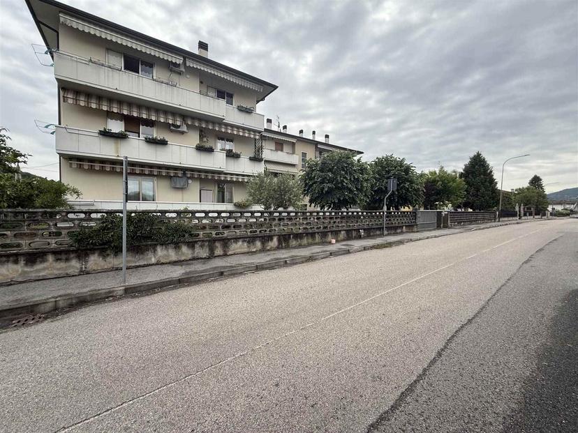 Trilocale in Via Muttoni, Brendola — foto 2 di 5