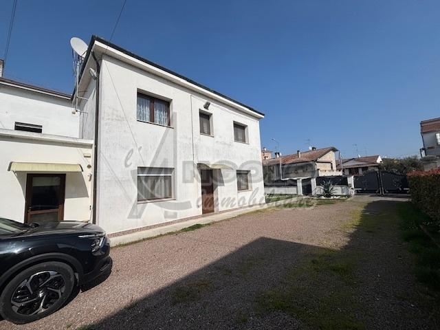 Casa indipendente, Occhiobello