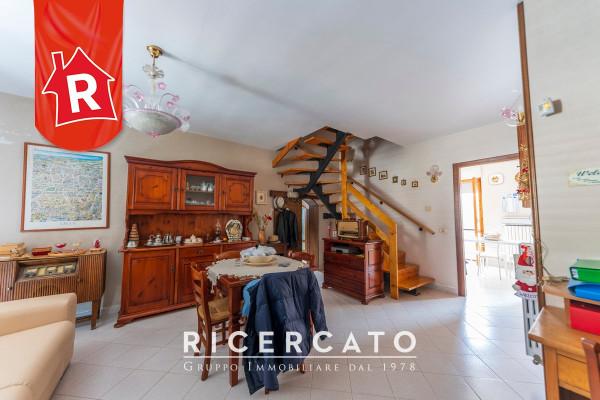 Villa in Via 25 Aprile 81, Surbo — foto 5 di 5