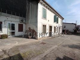 Casa indipendente in Via Mascagni 15, Castel d'Azzano