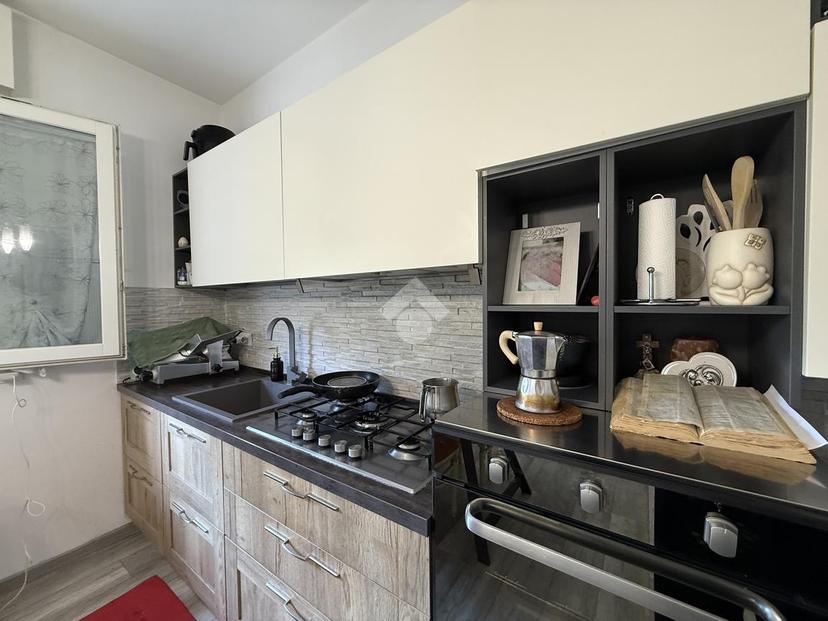 Villa in Via Diaz 18, Salzano — foto 2 di 5