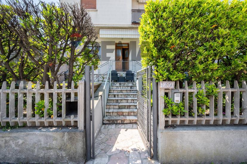 Trilocale in Via Pratomaggiore 140, Desenzano del Garda — foto 2 di 5