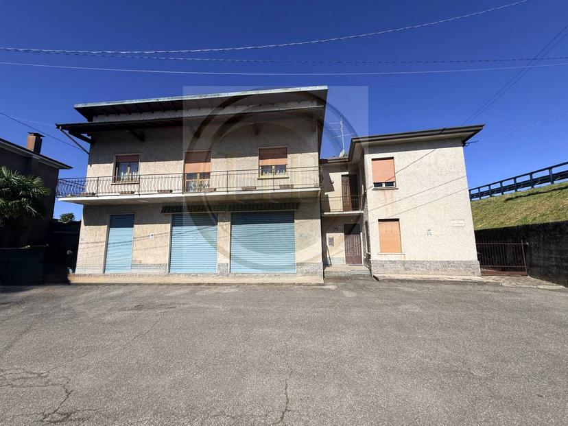 Casa indipendente in Via Rosselli 30, Cavaria con Premezzo — foto 3 di 5