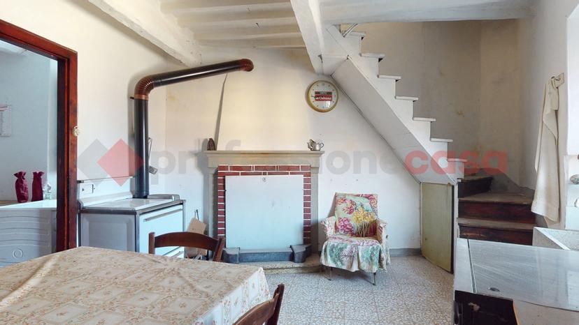Casa indipendente in Via del Condotto, Montefegatesi 30, Bagni di Lucca — foto 2 di 5