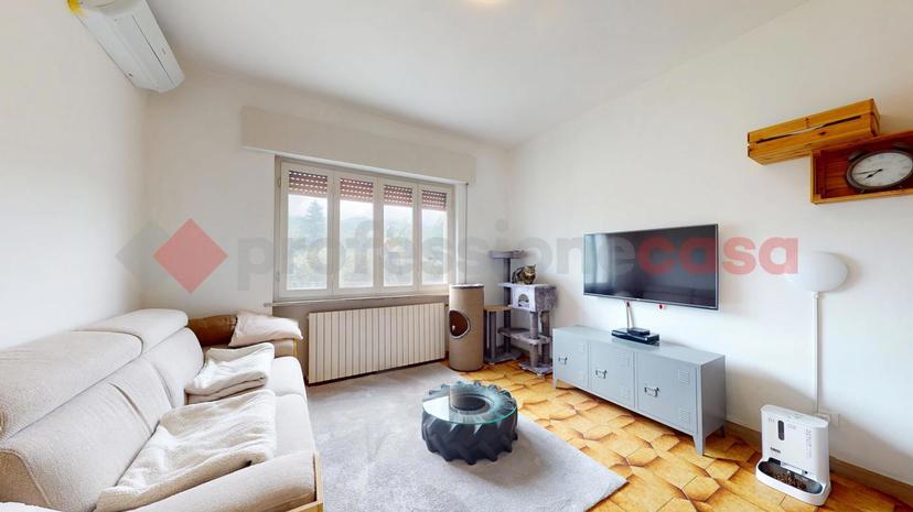 Casa indipendente in Via Serchio 4, Barga — foto 2 di 5