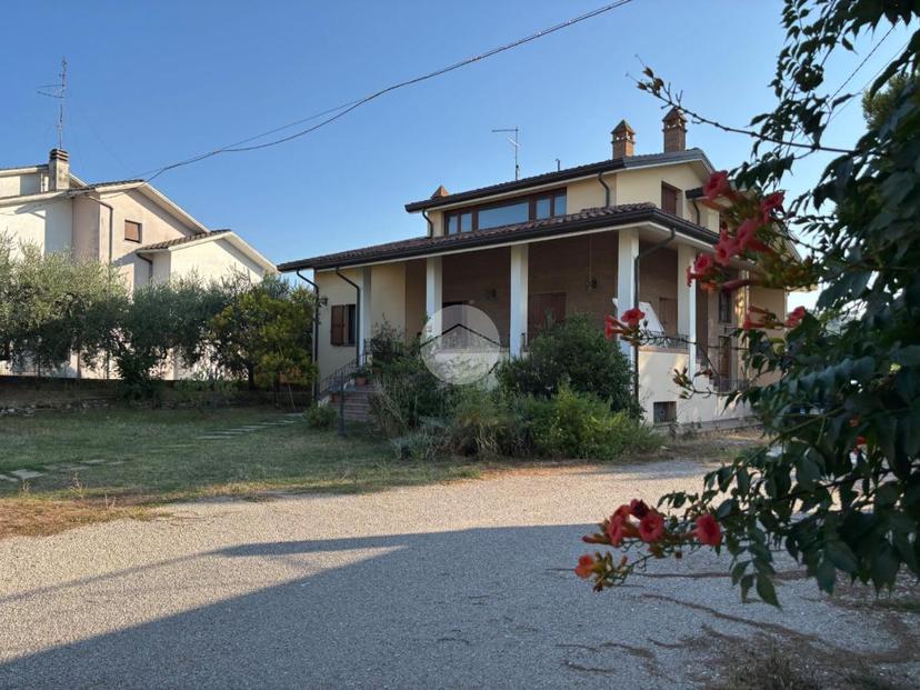 Villa in Via Villagrande 181, Mombaroccio — foto 2 di 5
