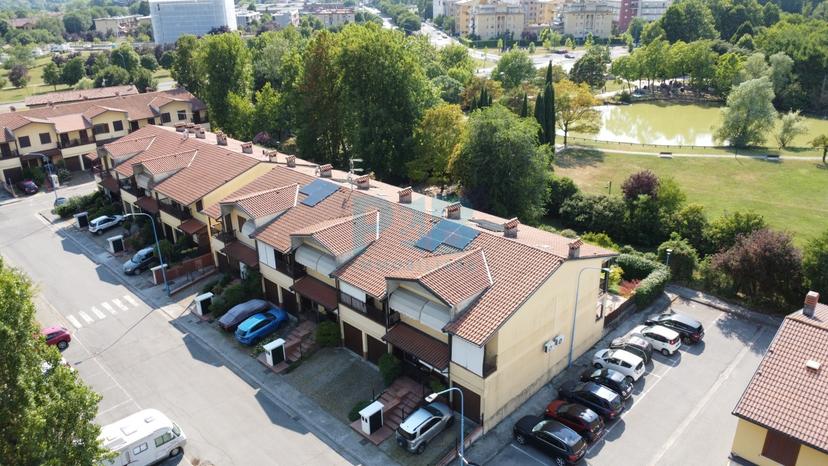 Villa a schiera in V Antica Strada Mantovana 55, Brescia — foto 2 di 5