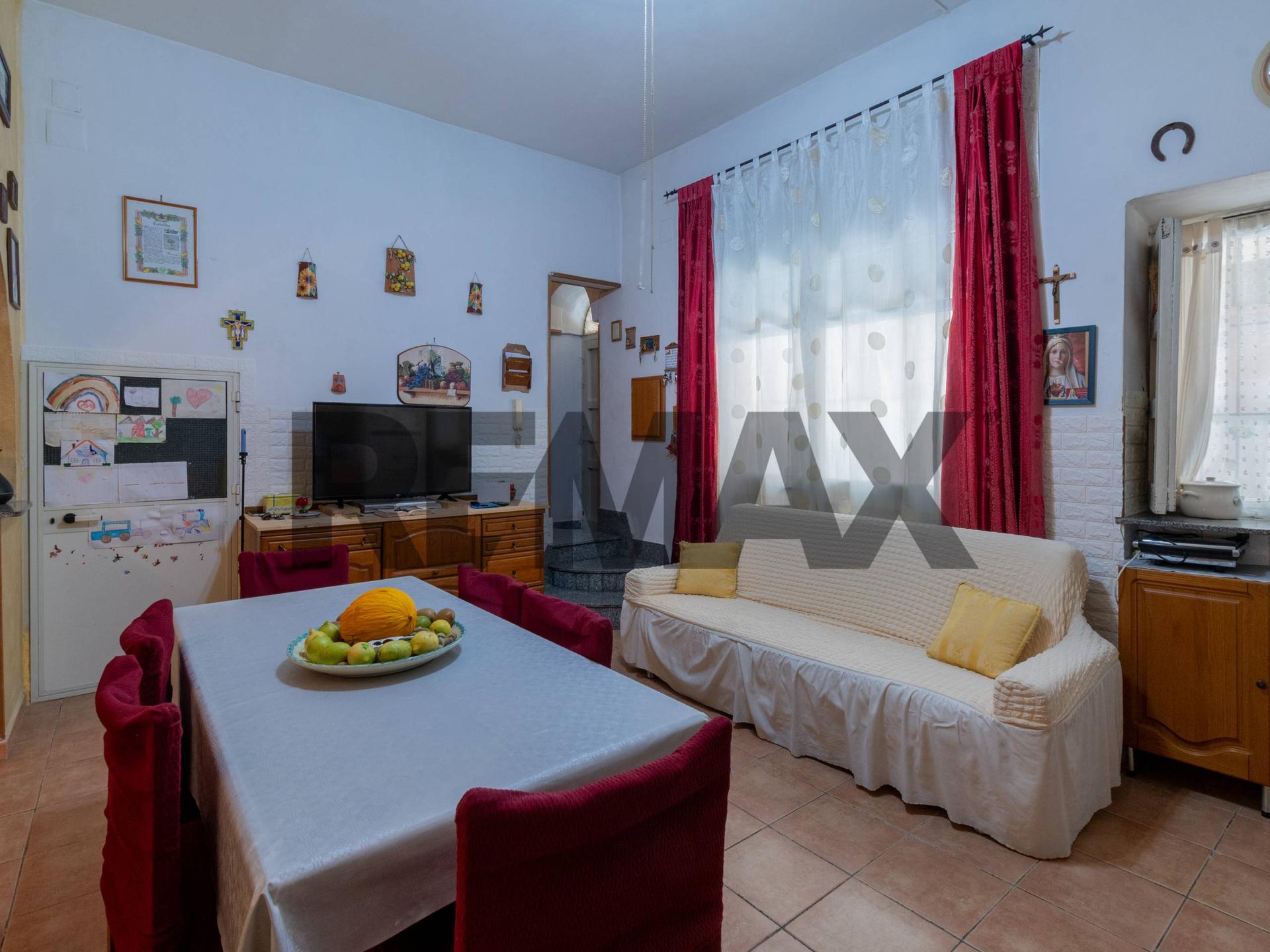Casa indipendente in Via Baiardi 28-30, Bagheria