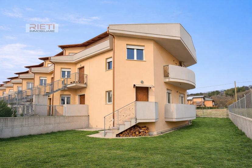 Villa a schiera in Via Giovanni Marconicchio, 20, Rieti — foto 3 di 5