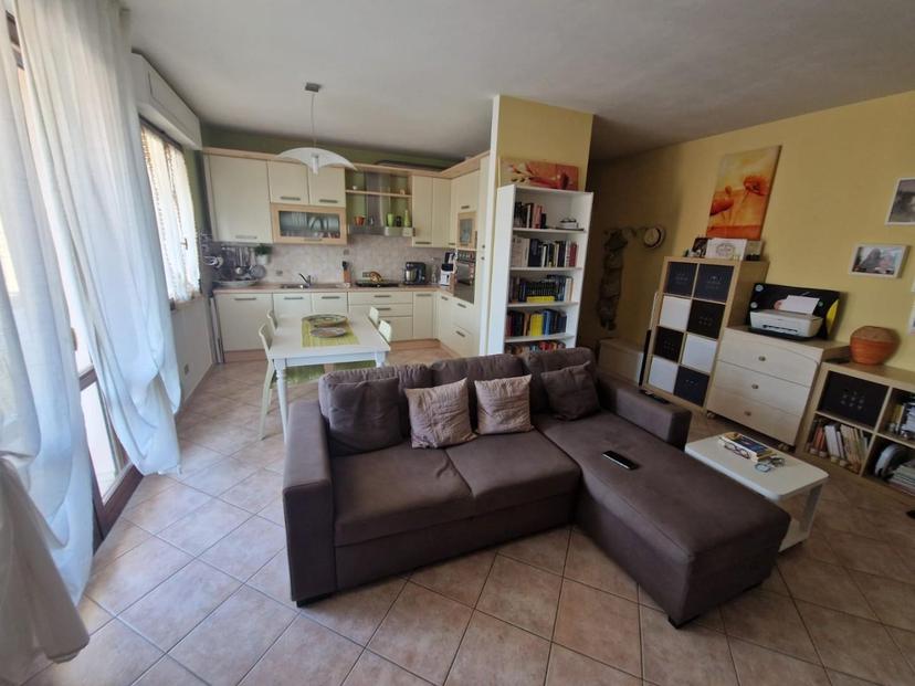 Trilocale in Iuseppe Garibaldi 56035, Casciana Terme Lari — foto 2 di 5