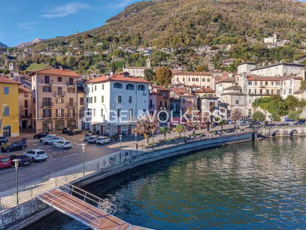 Trilocale in Piazza Camillo Benso di Cavour, Gravedona ed Uniti — foto 2 di 5