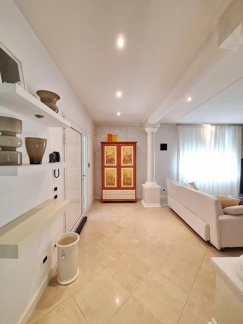 Villa in Via del Fante 14, Rovigo — foto 3 di 5