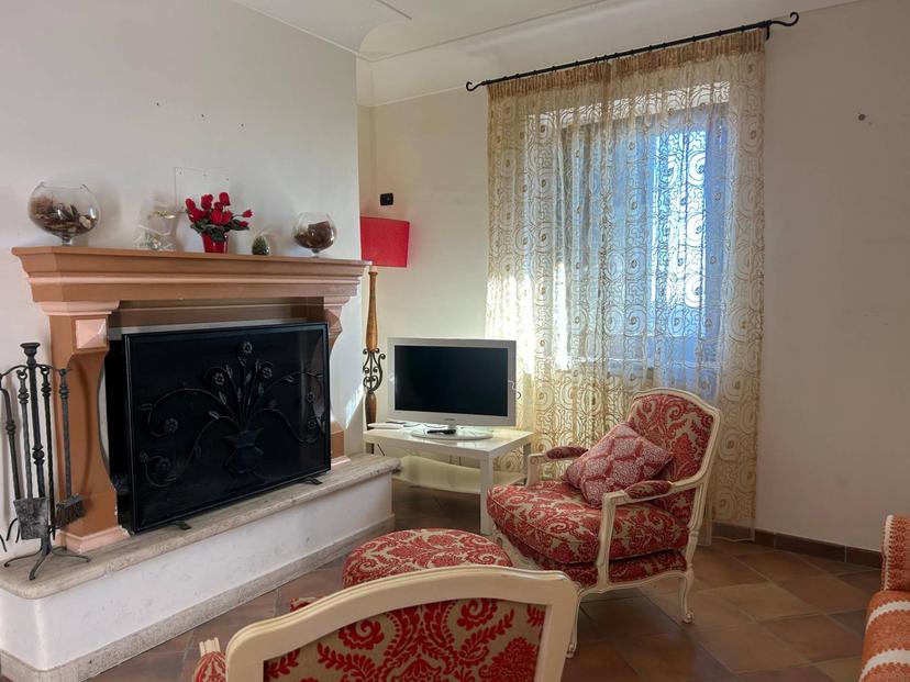 Villa in Via Giglioli, Roccamonfina — foto 3 di 5
