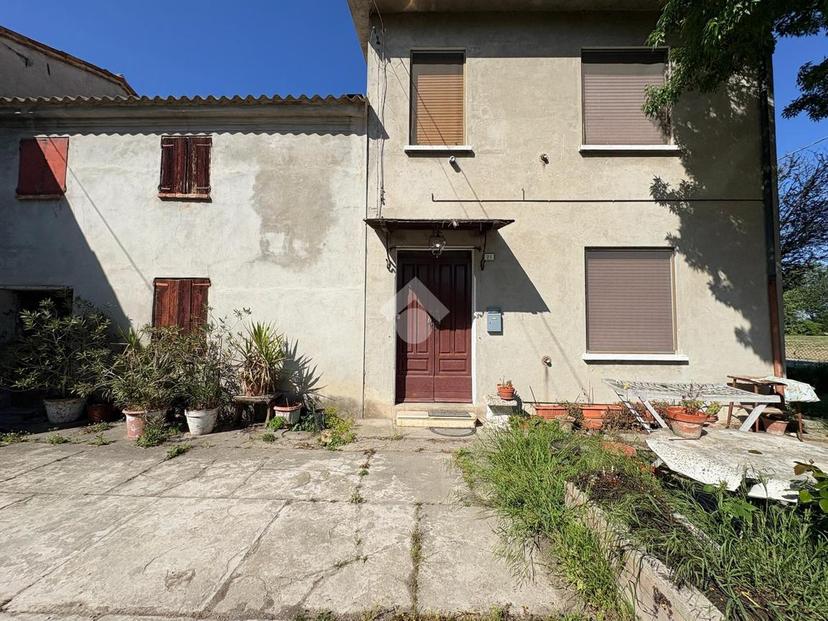 Casa indipendente in Strada Bettine 21, Suzzara — foto 2 di 5