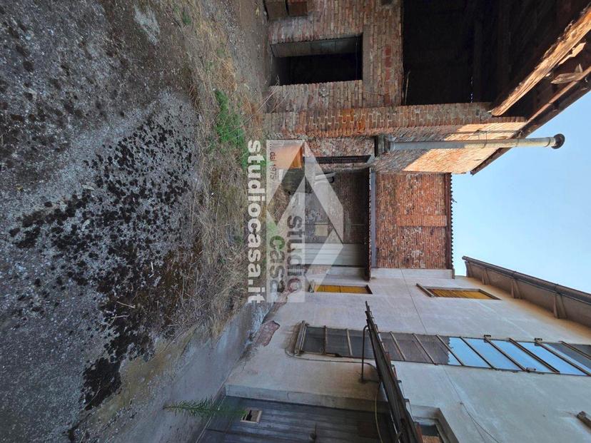 Casa indipendente in Via Boschetto, Cremona — foto 3 di 5