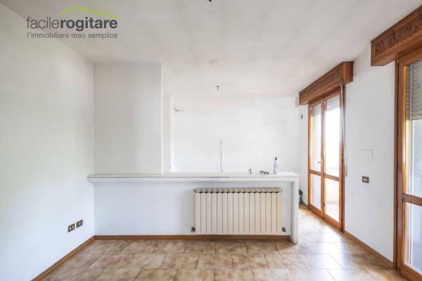 Villa bifamiliare in Piazza Togliatti 12, Gabicce Mare — foto 2 di 5