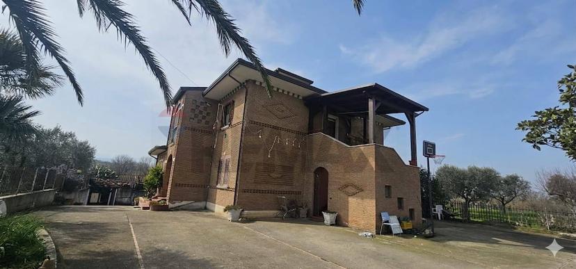 Villa in C/da Piano Cappelle, Benevento — foto 3 di 5