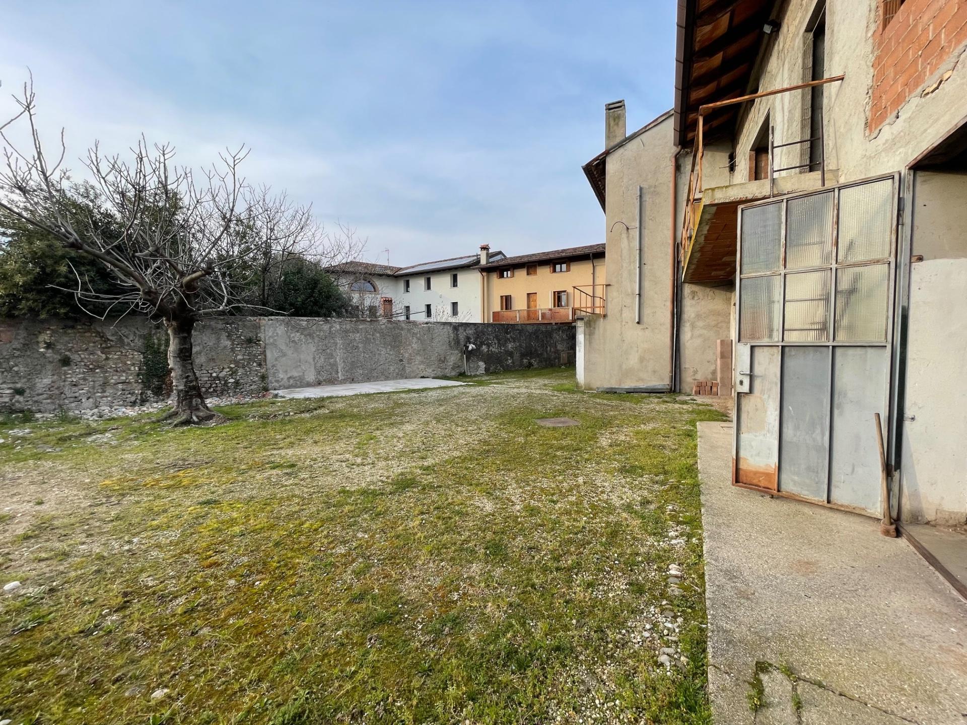Villa unifamiliare in Via della Conciliazione 3, Mereto di Tomba