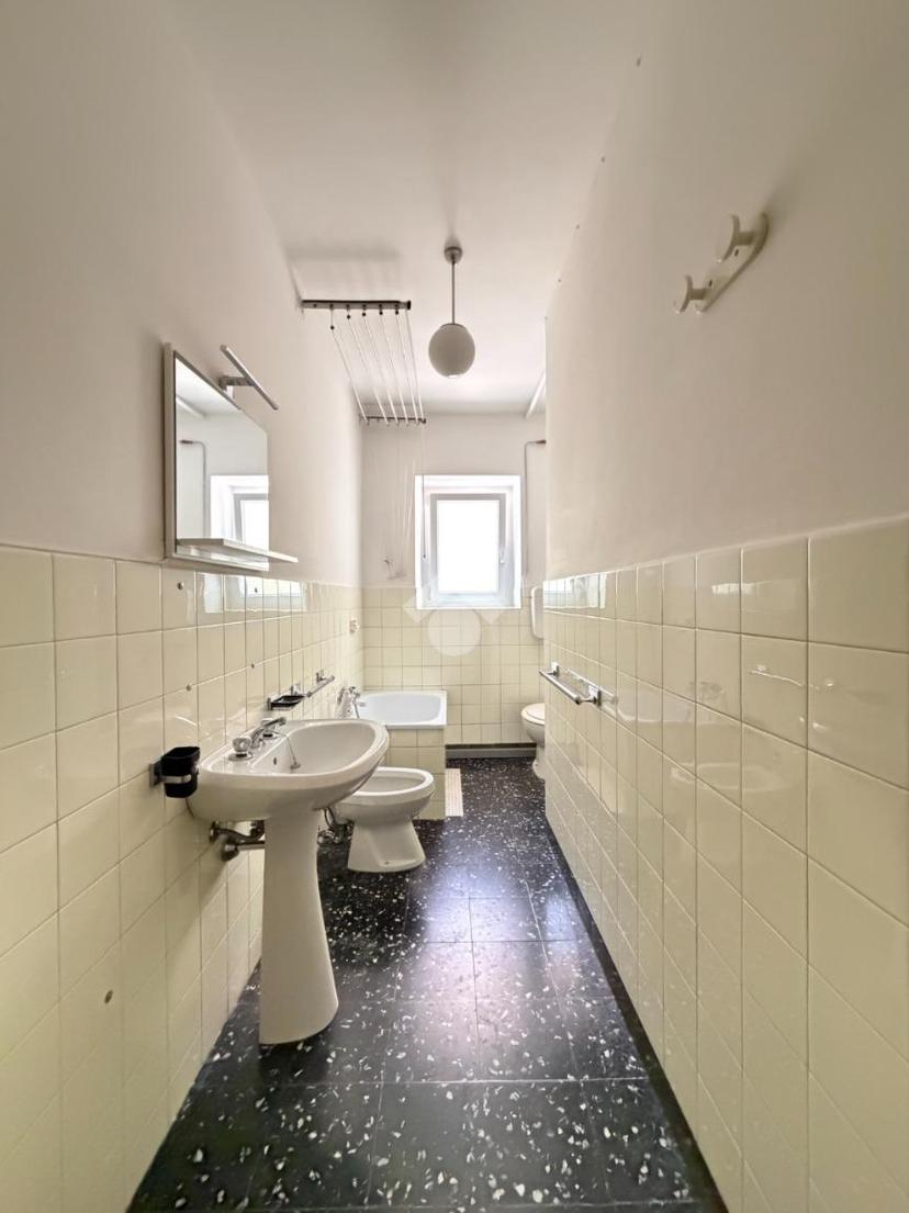 Bilocale in Via Ca Rezzonico 41, Bassano del Grappa — foto 4 di 5