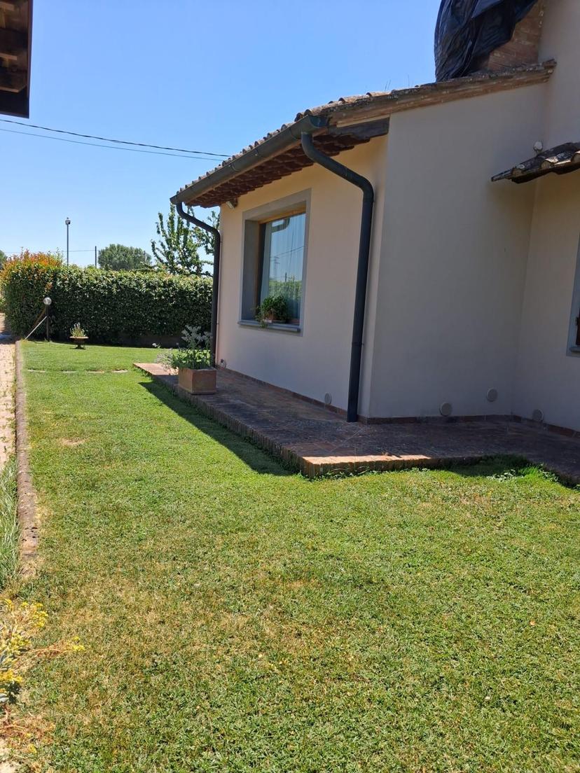 Villa, Castelfranco di Sotto — foto 2 di 5