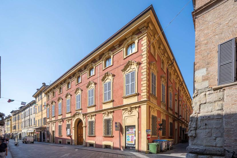 Quadrilocale in Via Emilia Santo Stefano 5, Reggio nell'Emilia
