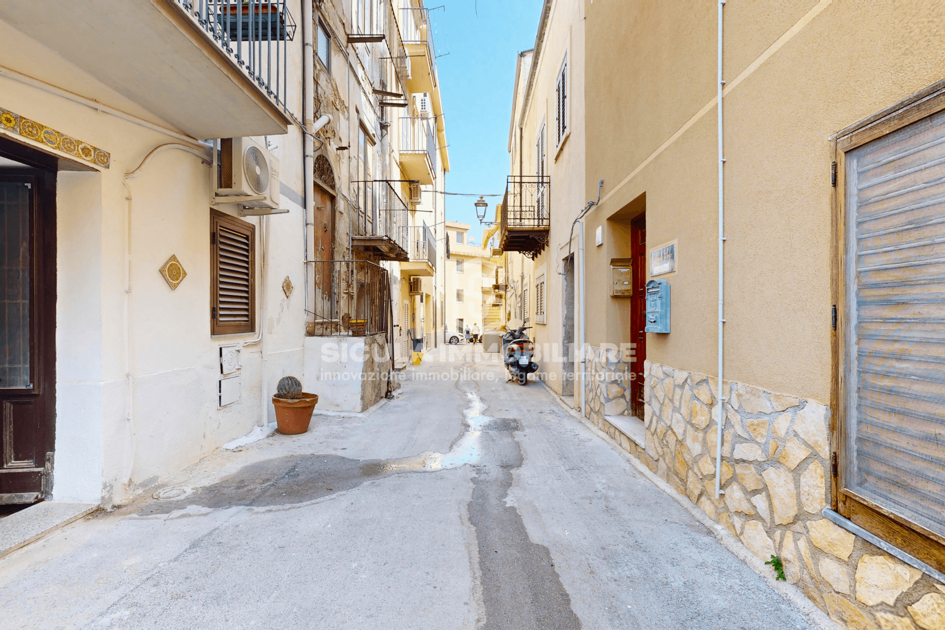 Trilocale in Via Orfanelli 37, Santo Stefano di Camastra