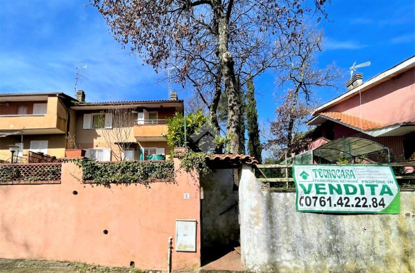 Villa a schiera in Via delle Querce 8, Valentano — foto 3 di 5