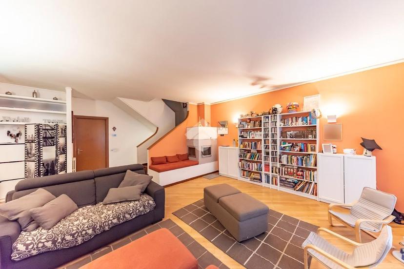 Villa a schiera in Via Walter Tobagi 1, Arese — foto 2 di 5