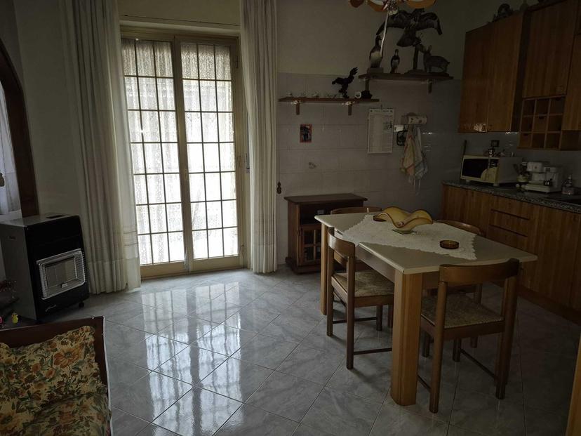 Trilocale in Via Palmiro Togliatti 32, Belmonte Mezzagno — foto 3 di 5