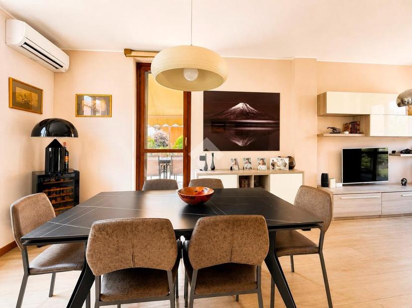 Villa in Via Alessandro Manzoni 19, Baranzate — foto 2 di 5