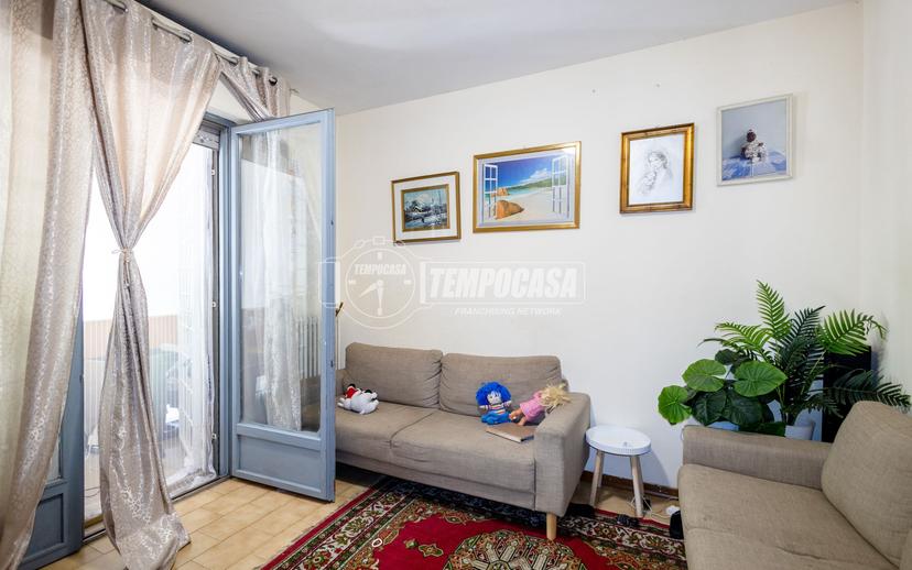 Trilocale in Via Enrico Zambonini, Reggio nell'Emilia — foto 5 di 5