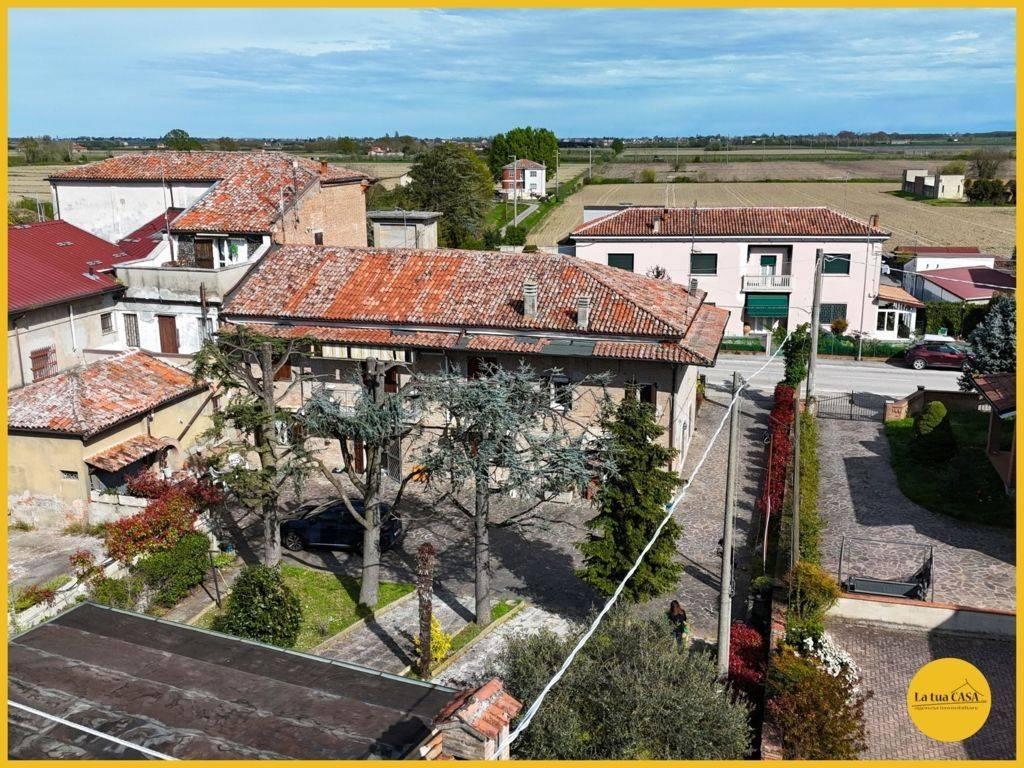 Villa a schiera in Via Nazionale 36, Argenta