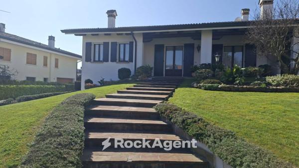 Villa in Via Giovanni Pascoli 2, Selvazzano Dentro