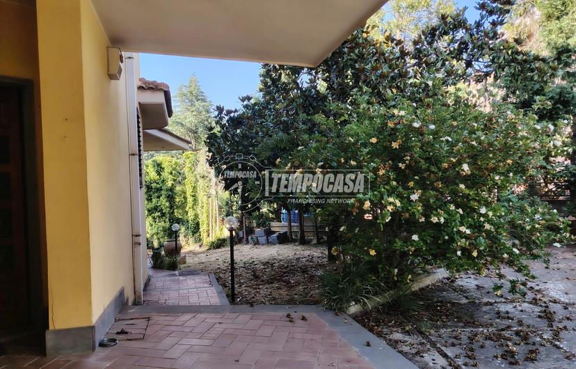 Villa in Traversa a Via Giovan Battista Romei 10, Vibo Valentia — foto 2 di 5