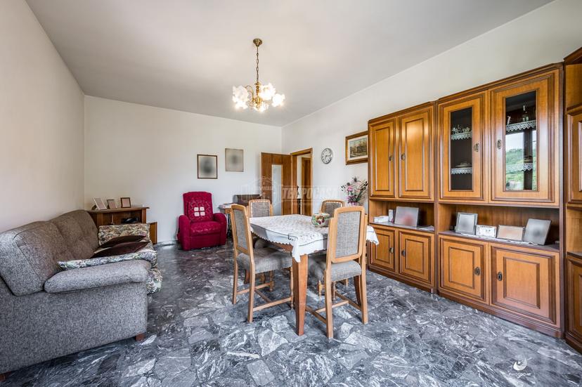 Trilocale in Via P. Giardini Nord, Serramazzoni