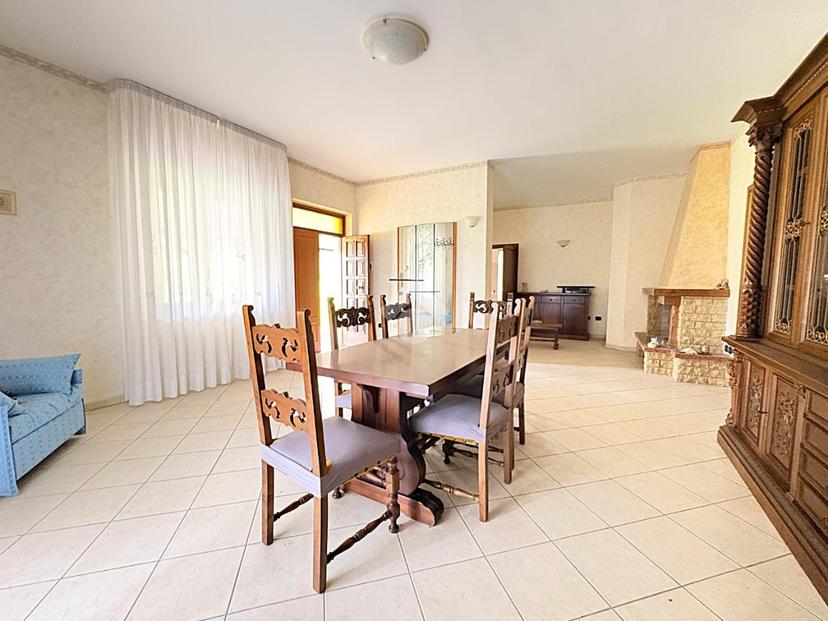 Casa indipendente in Str. delle Pretare, Narni — foto 4 di 5