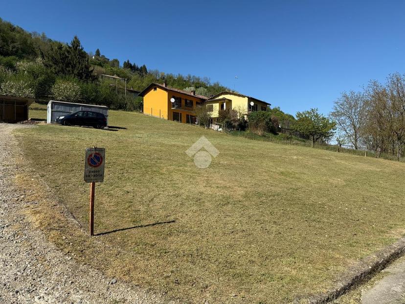 Casa indipendente in Regione Rocchea 32, Canelli — foto 3 di 5