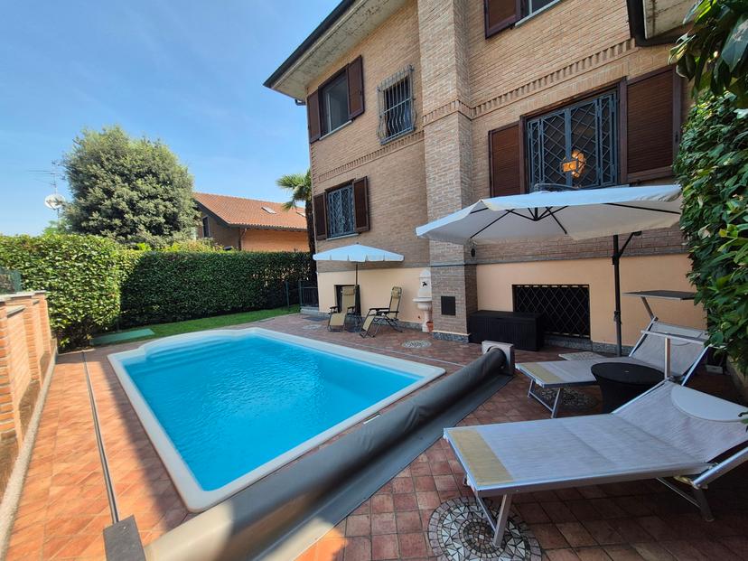 Villa bifamiliare in Via Monsignore Cesare Angelini 1, Landriano — foto 2 di 5