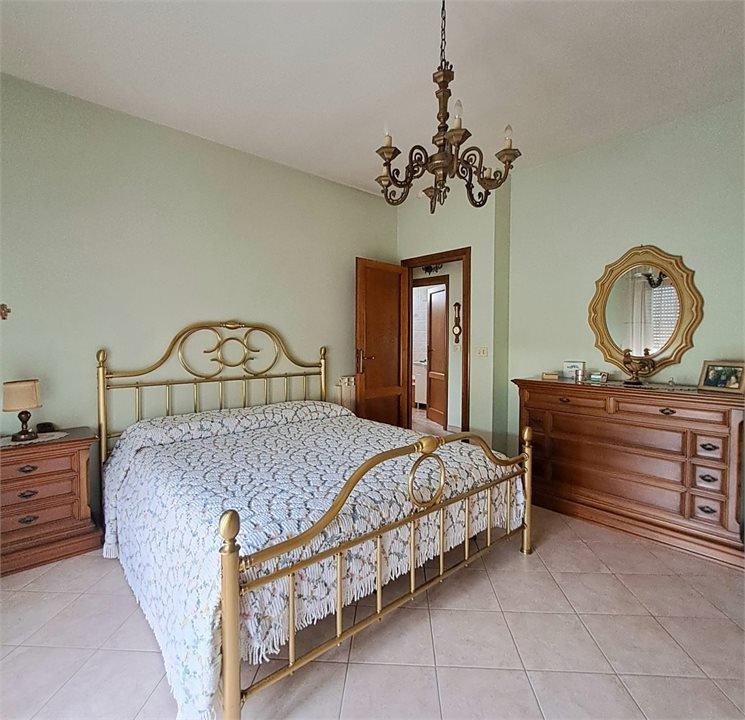 Trilocale, Massarosa